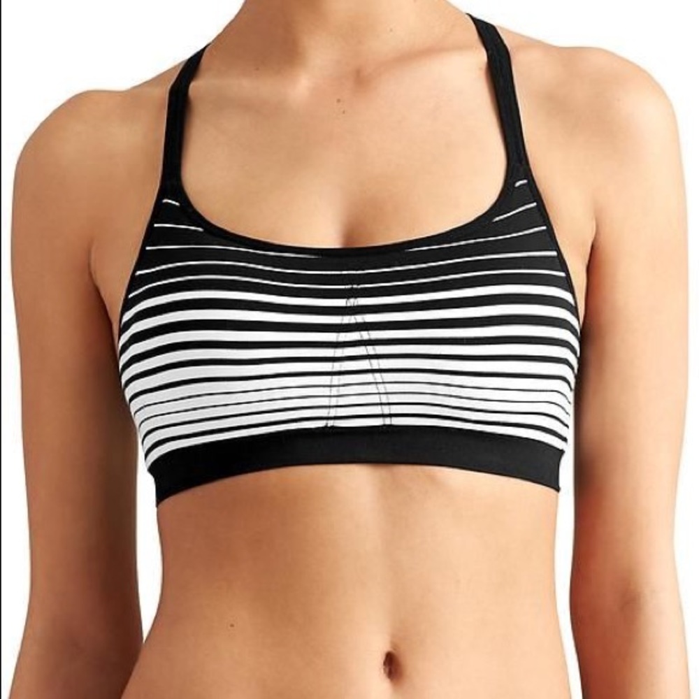 The “Unstinkable” Seamless Bra